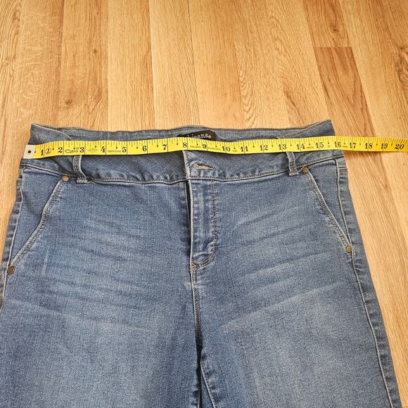 D. Jeans Stretch Denim Bermuda Shorts Women’s 12 Blue Mid Rise Casual Summer - Picture 5 of 8